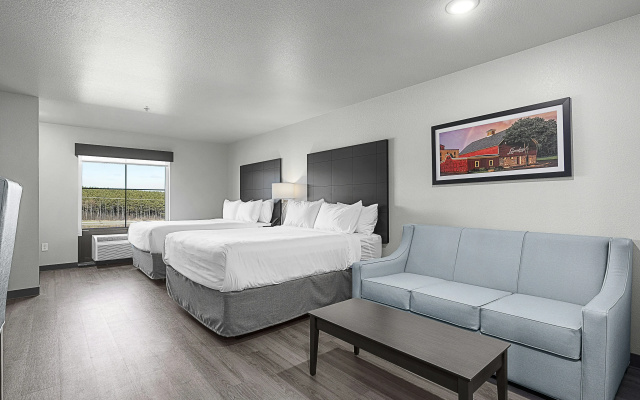 Riverstone Suites - Chippewa Falls