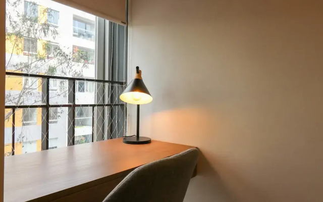 w Charming 2BR w Balcony in Miraflores