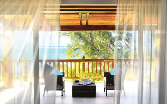 Sankhara Beachfront Villas