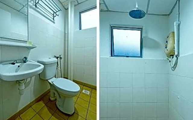 OYO Home 90453 Narasindo Homes Pd Tiara Bay