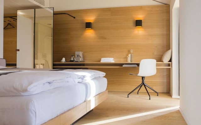 Boutique Hotel Schlossberg – Guest Rooms – Thun