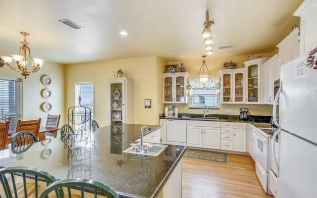 4514bishbchbhnh - Bishop's Beach