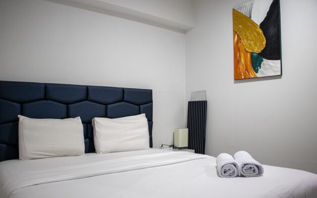 Scenic And Comfortable Studio At West Vista Apartment