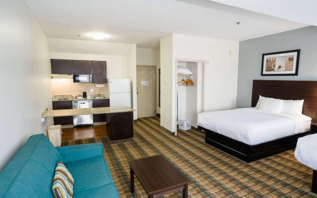 Mainstay Suites Knoxville Airport