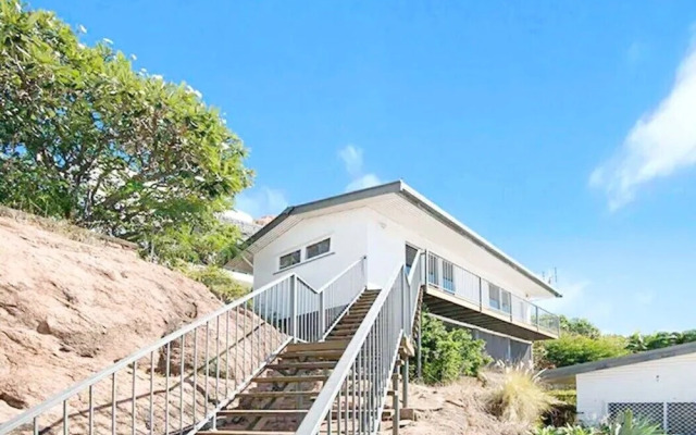 Cabin Sky Glorious Views Magnetic Island
