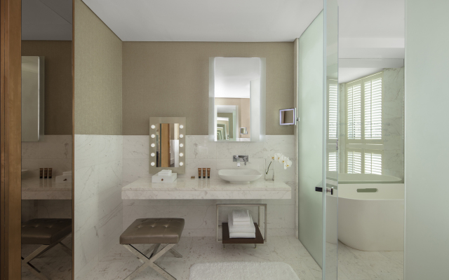 Paramount Hotel Dubai
