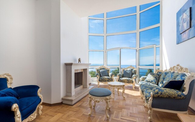 Amazing Home in Matulji With 5 Bedrooms, Jacuzzi and Wifi