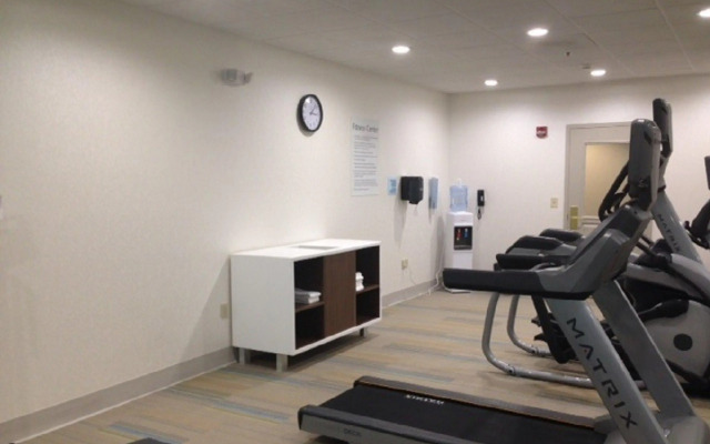 Holiday Inn Express and Suites Pigeon Forge Sevierville by IHG