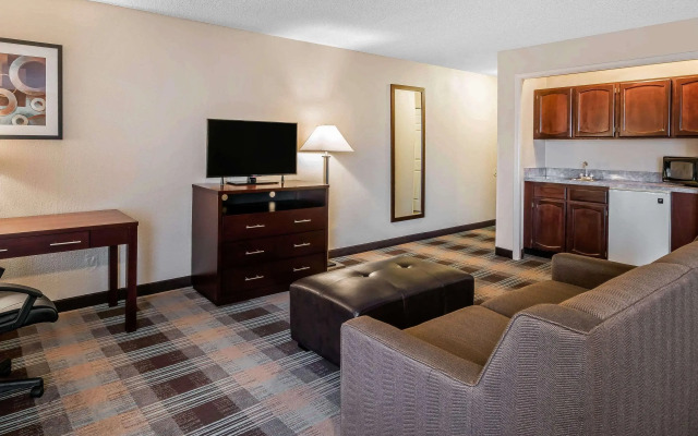 Clarion Inn near JBLM