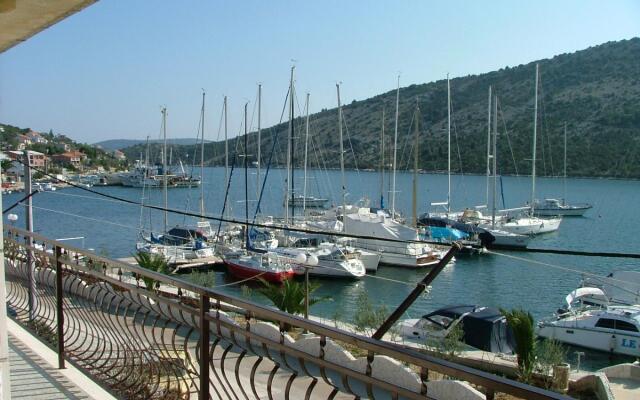 Mar - 10m From the sea - A2