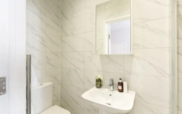 Austin David Apartment Harrow