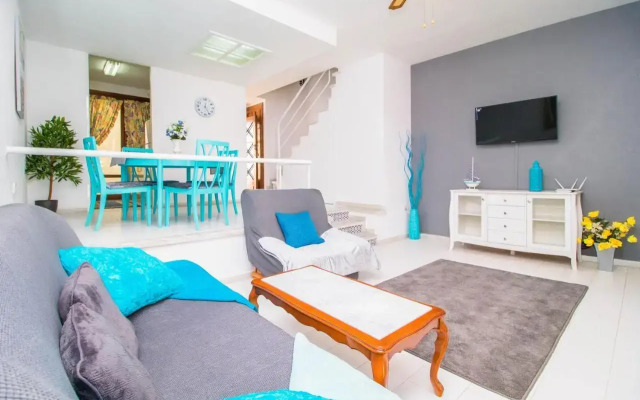Nice house with tennis court,sports and playground