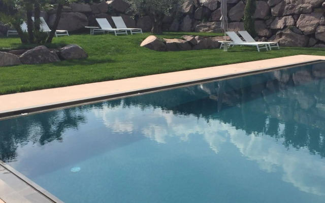 Hidalgo Suites & Restaurant