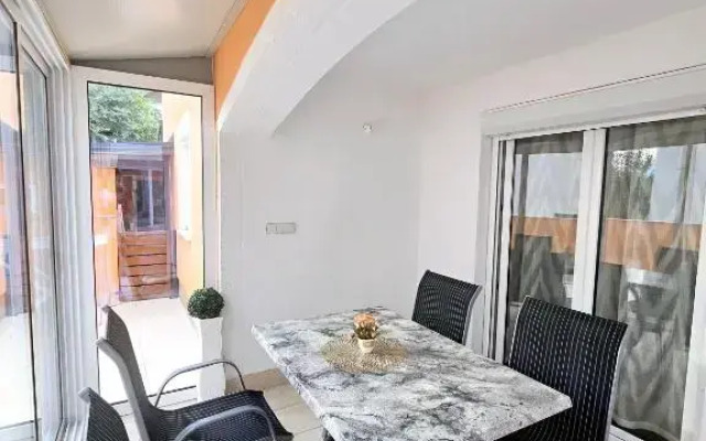 Apartments Vugica Šilo