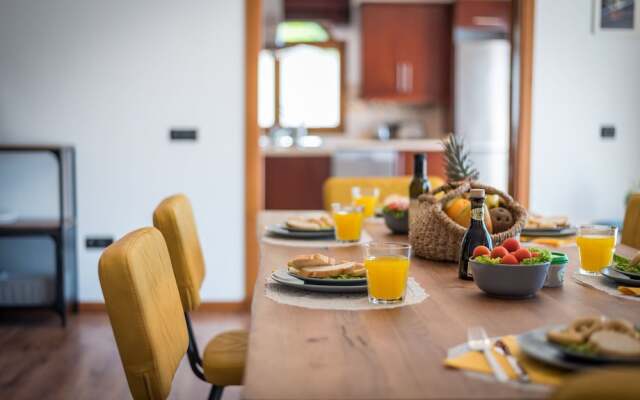 2 Charming Villa,Huge Terraces,Pool,Garden,Seaview