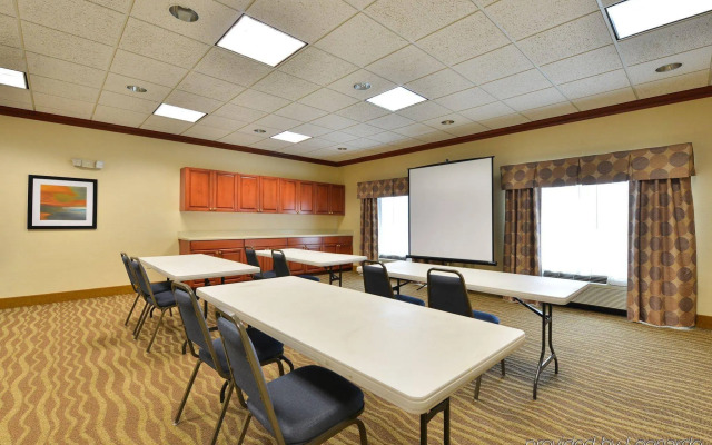Holiday Inn Express Campbellsville by IHG