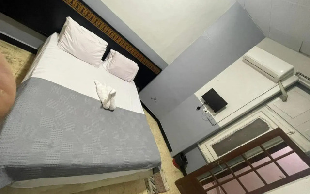 One Season Hostel