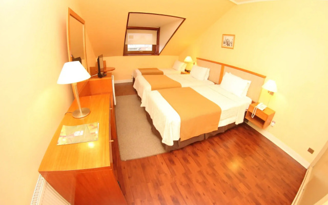 Gran Hotel Vicente Costanera