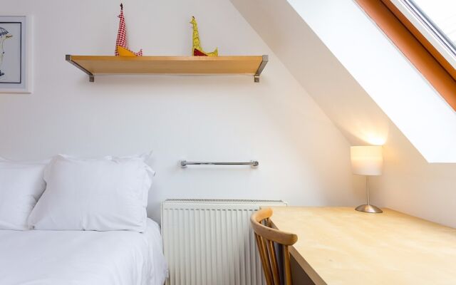 Spacious 4 Bedroom Home in East London