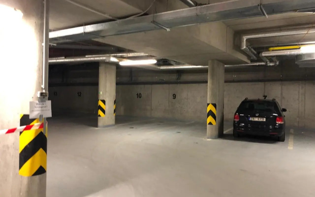 The Dante Prague Apartments - Family Apartments with FREE PARKING