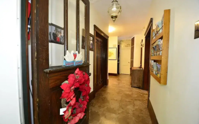 Ambassador B&B Guest Home