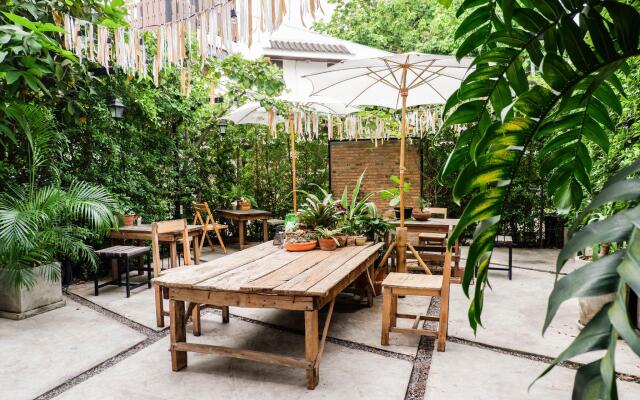 The Old City Wall Inn