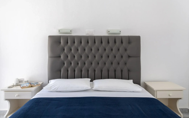 Galinos Hotel - Adults Only