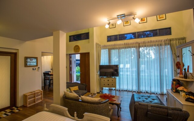 TikKlinsee Pool Villa Chiang Mai