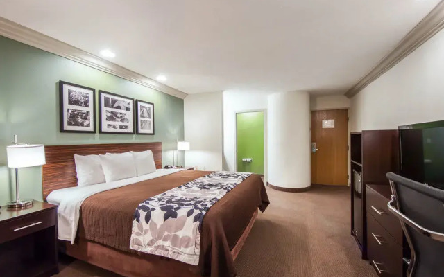 Sleep Inn & Suites