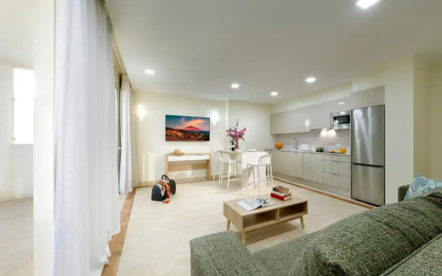 Marinell Collection Palm-Mar