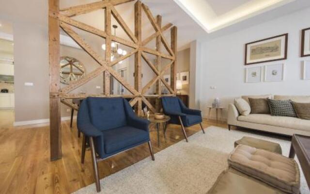 Lovelystay - Downtown 2Bedroom Wonder