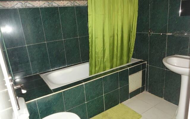 Residence Ciring House