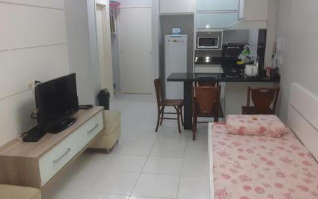 Apto Ingleses à 50mts da praia