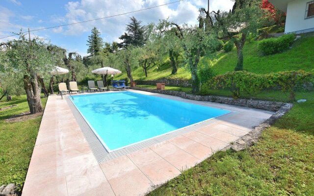 Villa Casa Madre With Pool