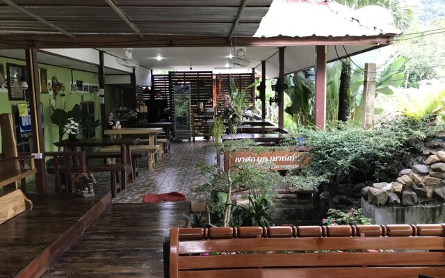 Khao Sok Blue Mountain