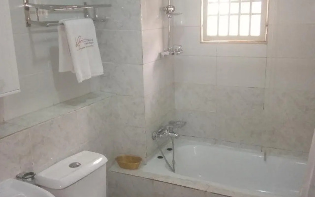 Paris Choice Hotels & Resort Wuse