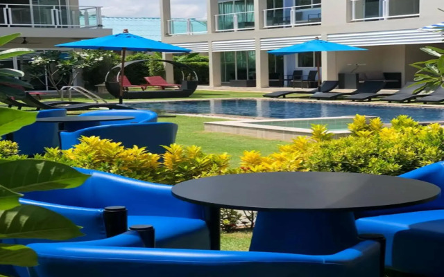 Surf & Sand Resort