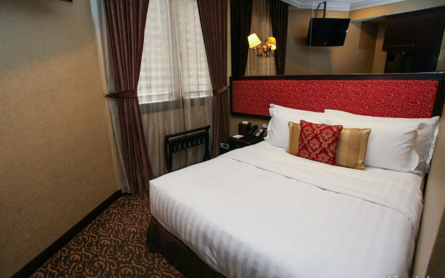 Nostalgia Hotel