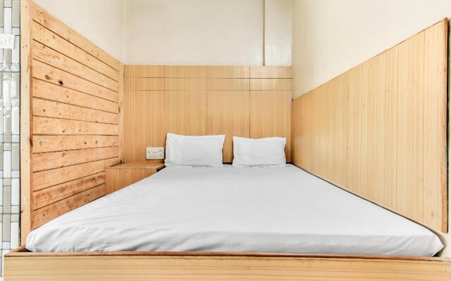 SPOT ON 40292 Hotel Shangrila Inn