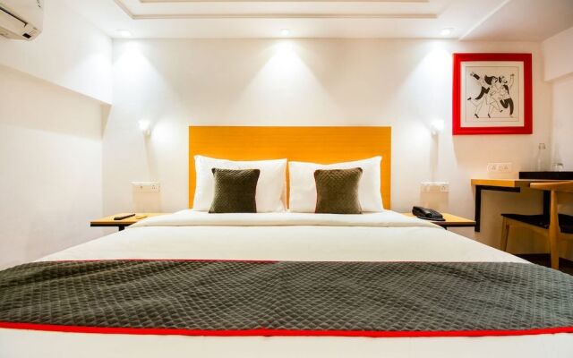 OYO Flagship 18252 Supreme Hotel Cuffe Parade