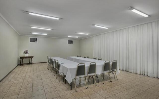 Hotel Deville Express Guaíra