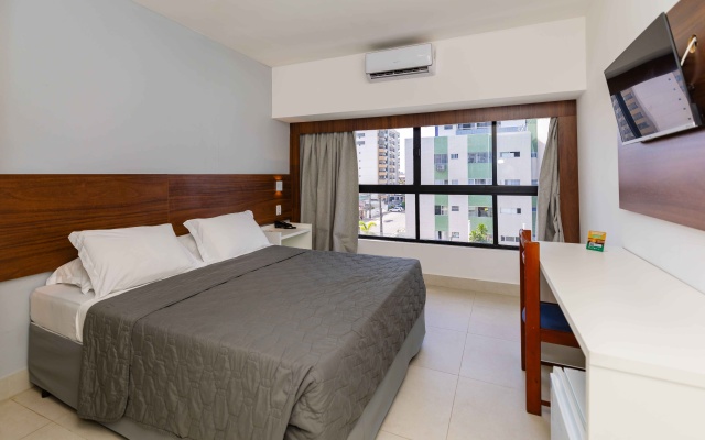 El Aram Beach & Convention