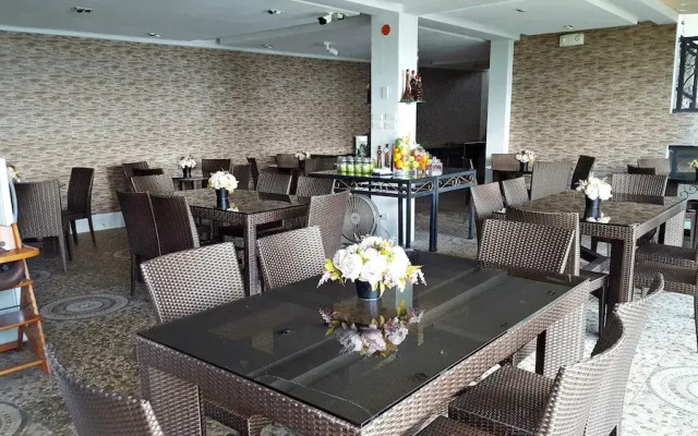 Splash Suites Hotel Tagaytay