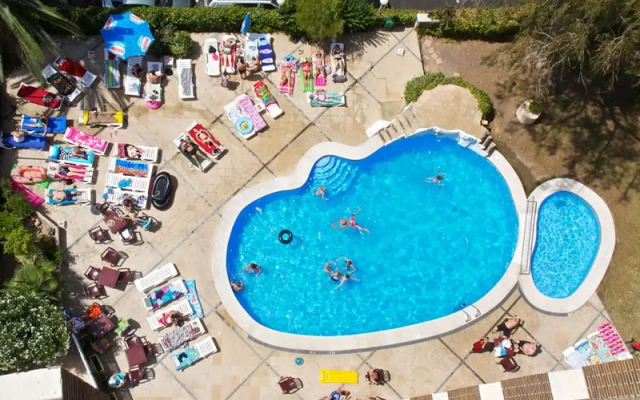 Aparthotel BCL Levante Beach