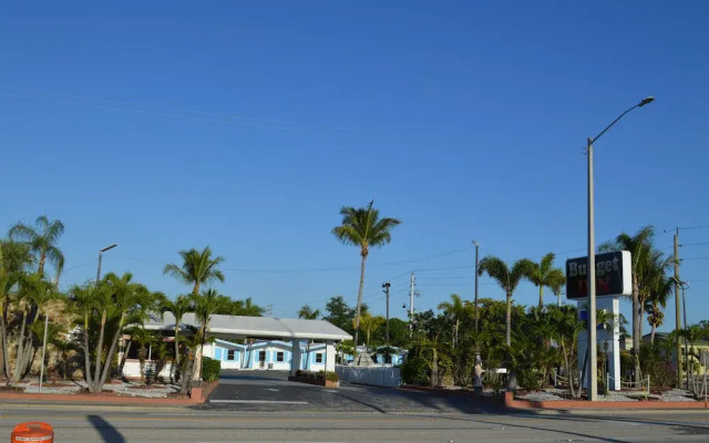 Budget Inn - Ft Myers