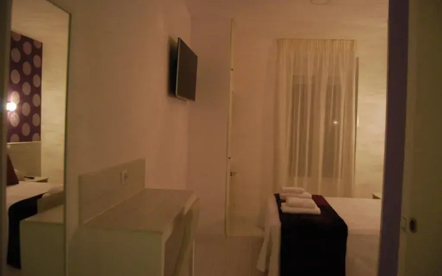 Hostal Petite Maman