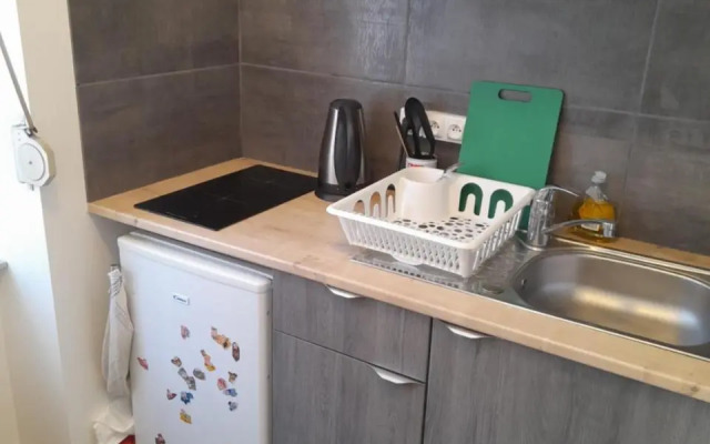 Studios face à la gare