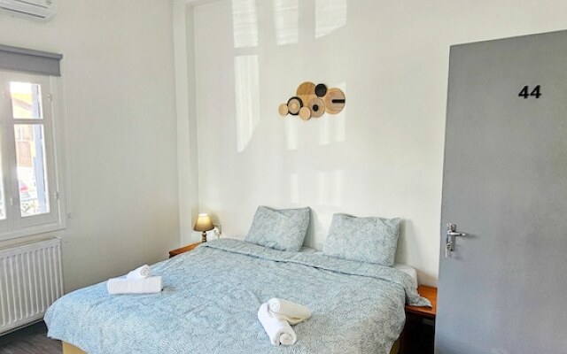 The Lemon Tree Hostel