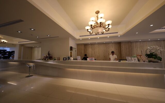 M Hotel