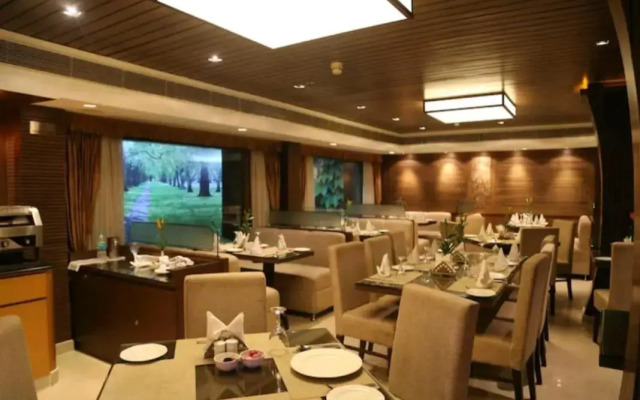 Hotel Prithvi Palace - Near Delhi Airport
